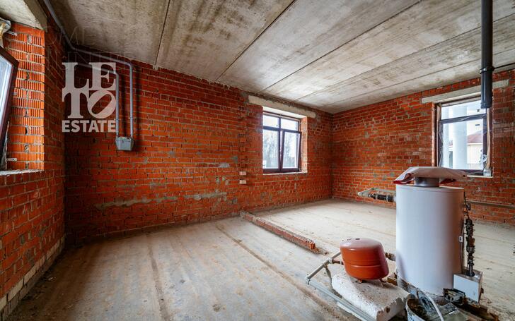 2-этажный коттедж 820 м² без отделки
