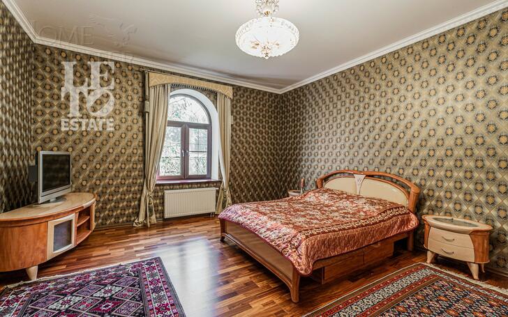 2-этажный коттедж 699.6 м² с отделкой