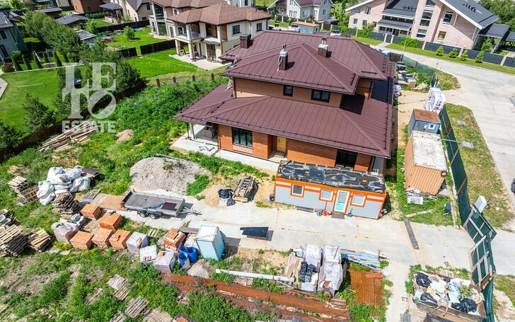 2-этажный коттедж 480 м² без отделки