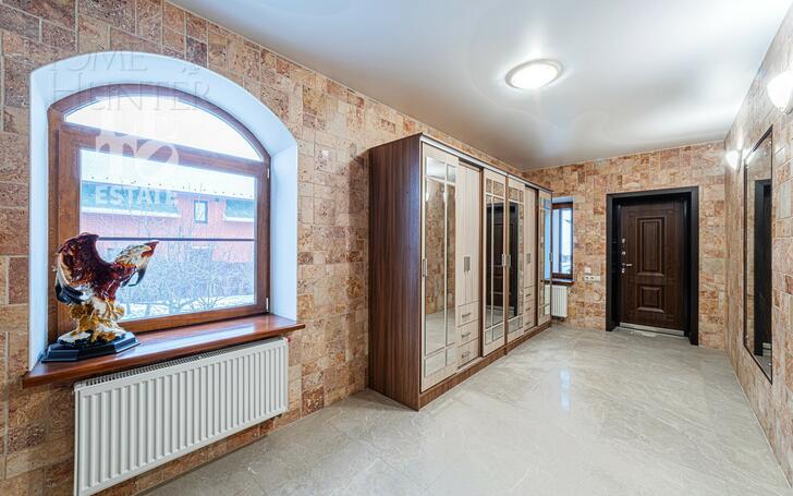 3-этажный коттедж 673.2 м² с отделкой