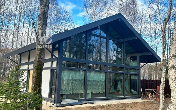 2-этажный коттедж 160 м² с отделкой