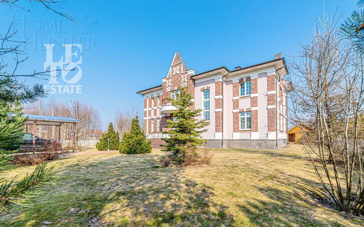 2-этажный коттедж 343.5 м² с отделкой
