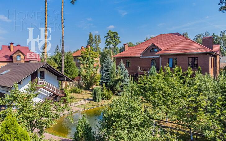 2-этажный коттедж 699.6 м² с отделкой