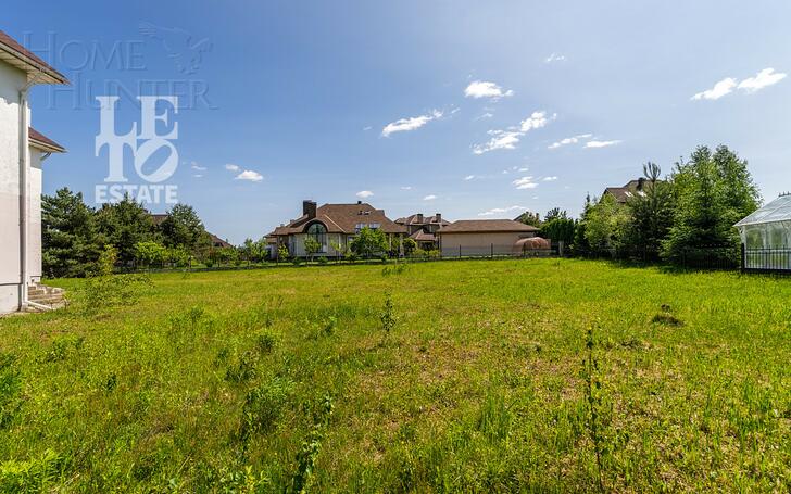 2-этажный коттедж 820 м² без отделки