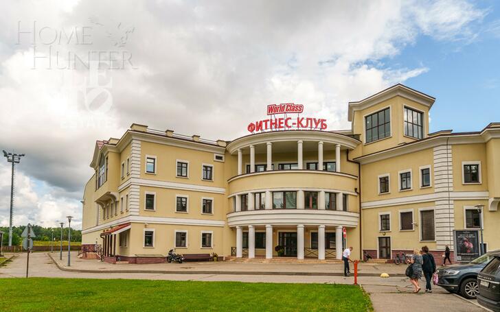 2-этажный коттедж 1 700 м² с отделкой