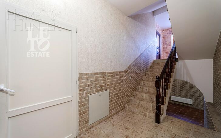 3-этажный коттедж 673.2 м² с отделкой