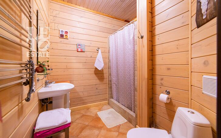 2-этажный коттедж 350 м² с отделкой