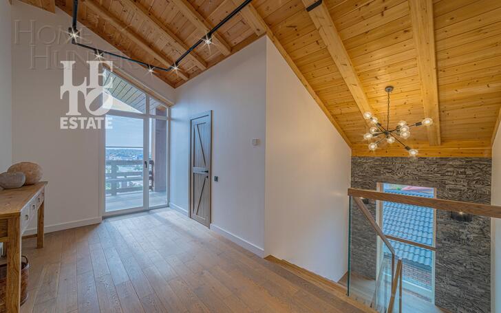 2-этажный коттедж 650 м² с отделкой