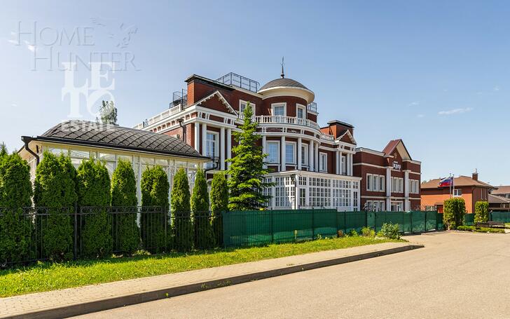 2-этажный коттедж 240 м² без отделки