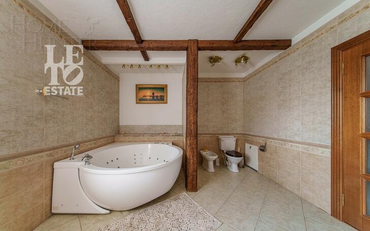 3-этажный коттедж 475 м² с отделкой