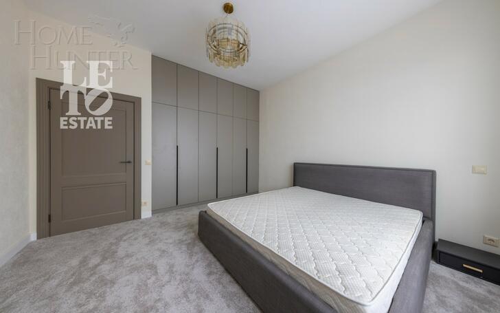 3-этажный таунхаус 250 м² с отделкой
