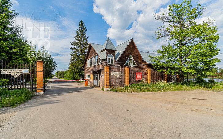 3-этажный коттедж 950 м² без отделки