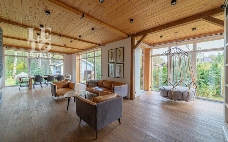 2-этажный коттедж 650 м² с отделкой