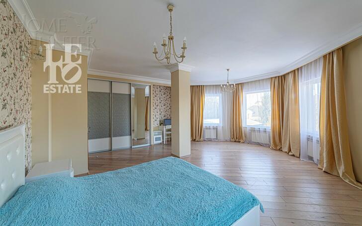 2-этажный коттедж 600 м² с отделкой
