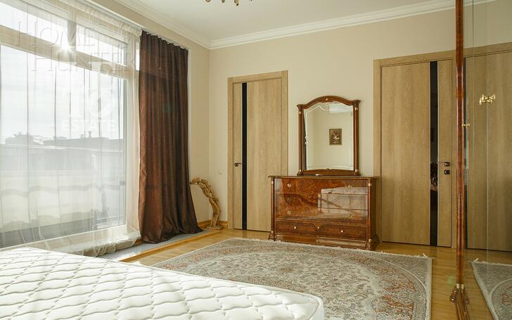 3-этажный таунхаус 264.6 м² с отделкой