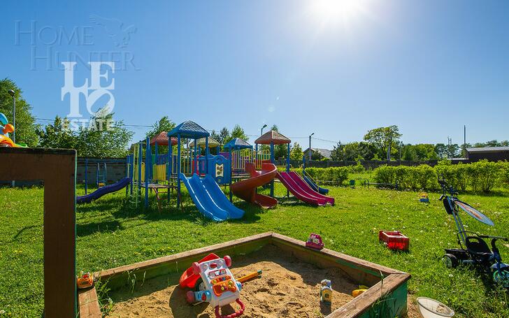 2-этажный коттедж 1 150 м² с отделкой