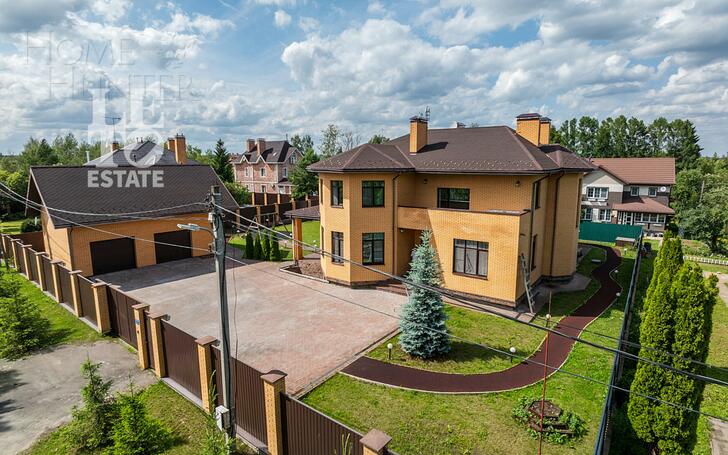 2-этажный коттедж 710 м² с отделкой