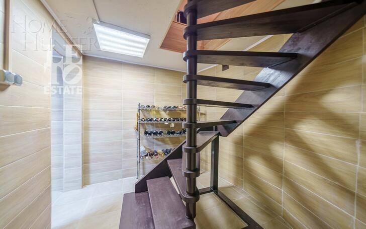 2-этажный коттедж 500 м² с отделкой