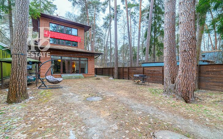 3-этажный коттедж 157.9 м² с отделкой