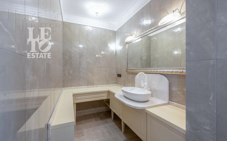 2-этажный коттедж 1 700 м² с отделкой