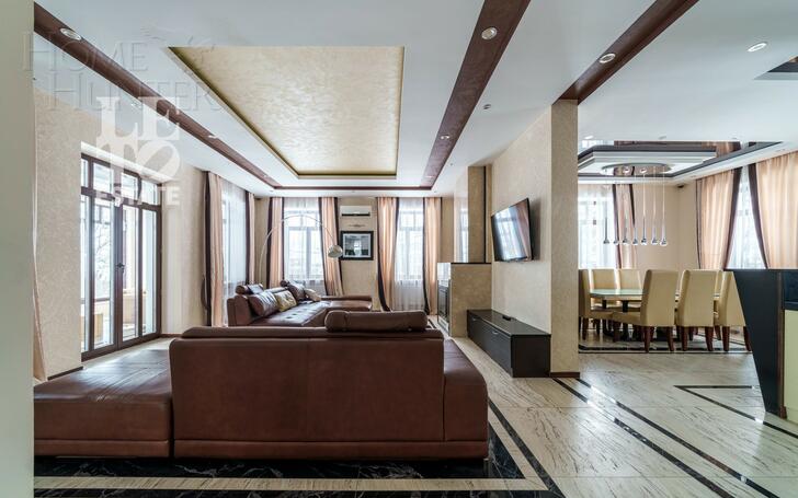 2-этажный коттедж 680 м² с отделкой