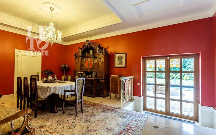 3-этажный коттедж 750 м² с отделкой