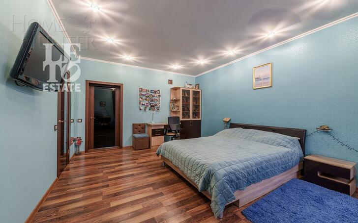 2-этажный коттедж 500 м² с отделкой