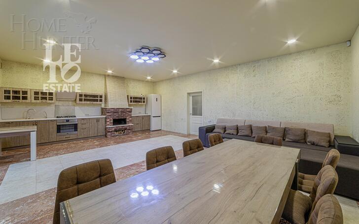 3-этажный коттедж 673.2 м² с отделкой