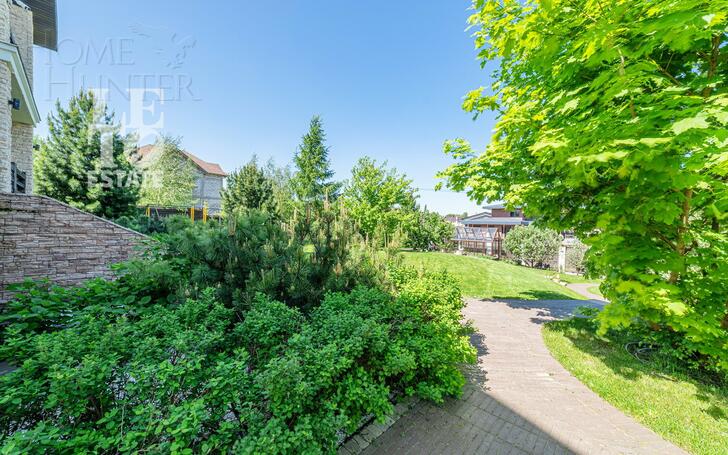 2-этажный коттедж 702.5 м² с отделкой
