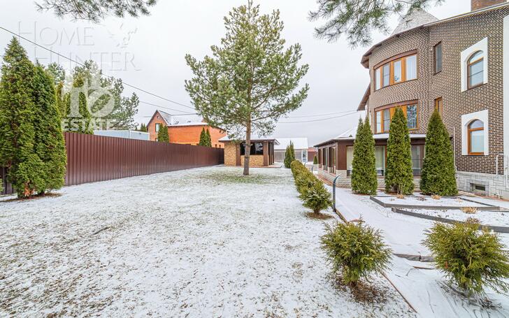 3-этажный коттедж 673.2 м² с отделкой