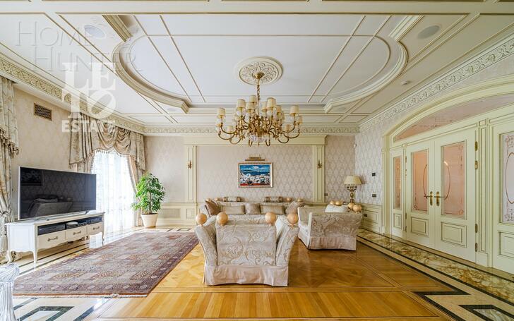 2-этажный коттедж 1 500 м² с отделкой