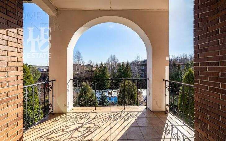 2-этажный коттедж 461.4 м² с отделкой