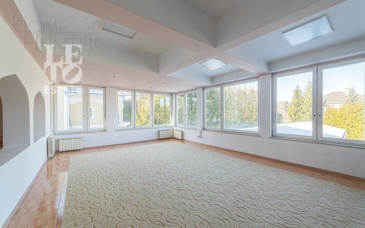 2-этажный коттедж 600 м² с отделкой