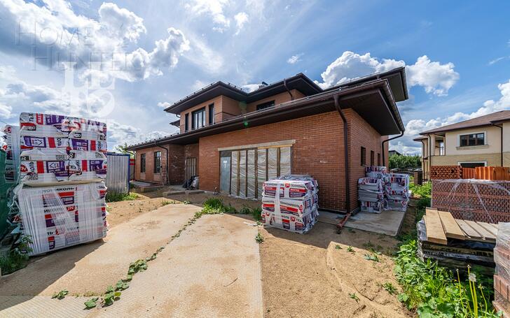 2-этажный коттедж 480 м² без отделки