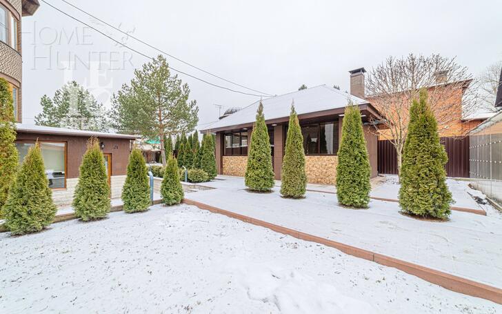 3-этажный коттедж 673.2 м² с отделкой