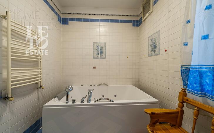 2-этажный коттедж 675.8 м² с отделкой