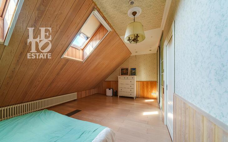 3-этажный коттедж 500 м² с отделкой