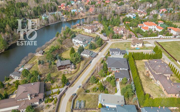 2-этажный коттедж 1 500 м² с отделкой