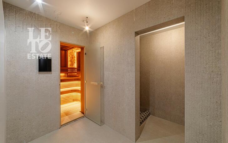 2-этажный коттедж 702.5 м² с отделкой