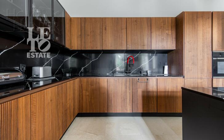 2-этажный коттедж 810 м² с отделкой