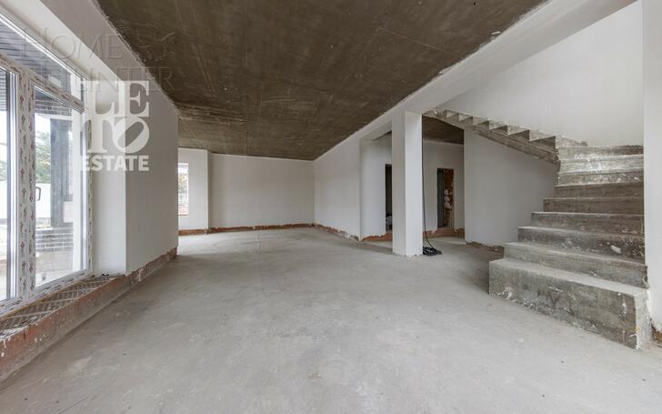 2-этажный коттедж 240 м² без отделки
