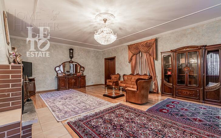2-этажный коттедж 699.6 м² с отделкой
