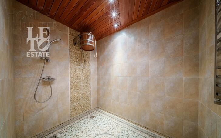 2-этажный коттедж 700 м² с отделкой