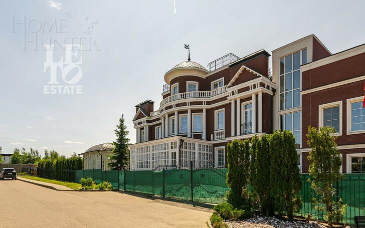 2-этажный коттедж 240 м² без отделки