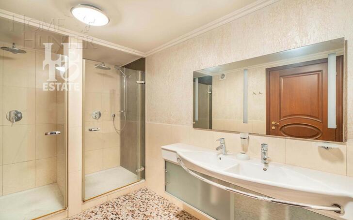 2-этажный коттедж 3 817 м² с отделкой