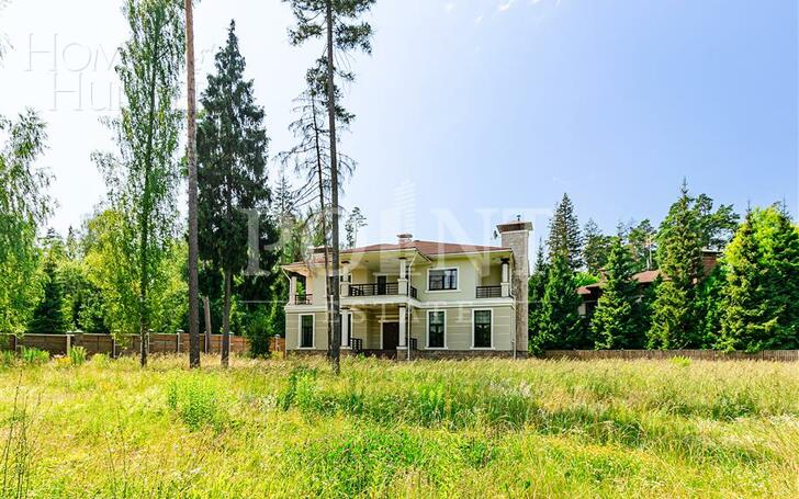 2-этажный коттедж 640 м² с отделкой