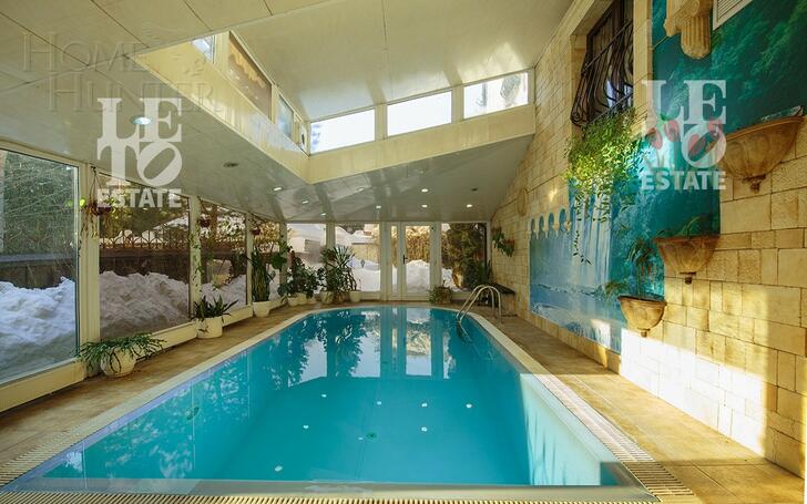3-этажный коттедж 520 м² с отделкой