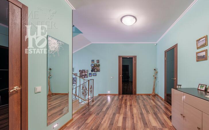 2-этажный коттедж 500 м² с отделкой