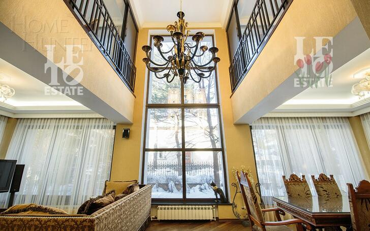 3-этажный коттедж 520 м² с отделкой