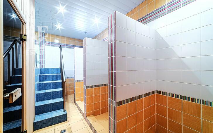 3-этажный коттедж 742 м² с отделкой